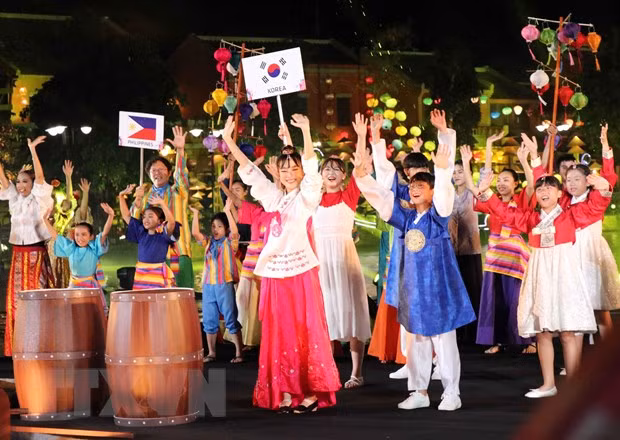 Vicepresidenta de Vietnam asiste al Festival Internacional de la Infancia 2019 ảnh 1
