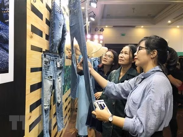 Abren sus puertas en Vietnam exposición textil Denimsandjeans 2019 ảnh 1