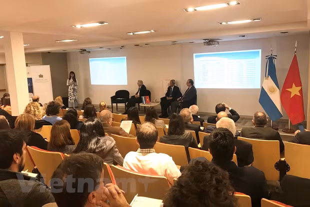 Fomenta Vietnam oportunidades de inversiones y cooperación comercial con Argentina ảnh 1