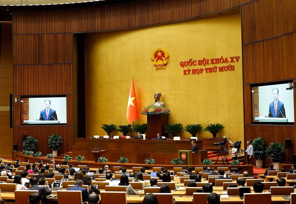 vna-potal-chanh-an-toa-an-nhan-dan-toi-cao-nguyen-van-quang-tuyen-the-nham-chuc-8397874.jpg