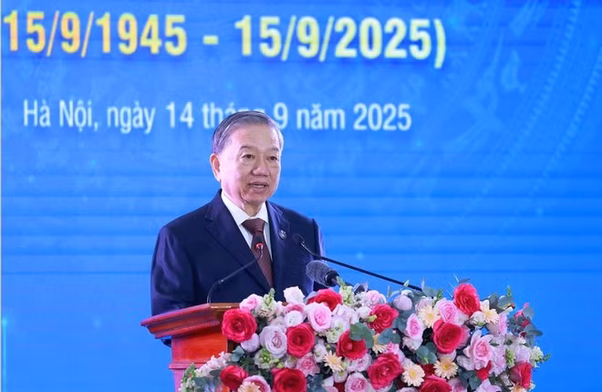 vna-potal-tong-bi-thu-to-lam-du-le-ky-niem-80-nam-ngay-truyen-thong-thong-tan-xa-viet-nam-8274101.jpg