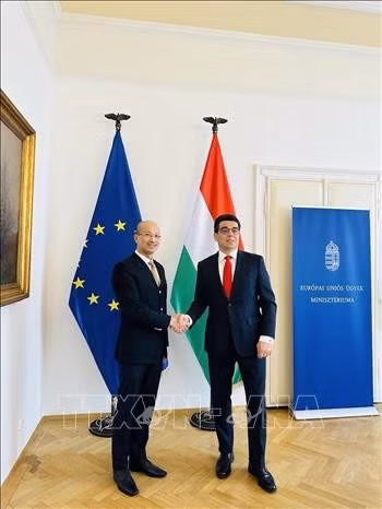 hungary1-31325.jpg