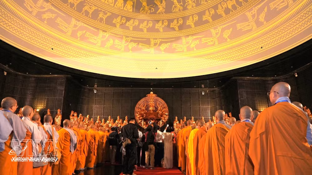 vnanet-le-ton-tri-xa-loi-duc-phat-tai-nui-ba-den-tay-ninh.jpg