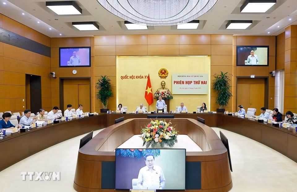 chu-tich-quoc-hoi-chu-tri-phien-hop-thu-hai-hoi-dong-bau-cu-quoc-gia-15-3.jpg