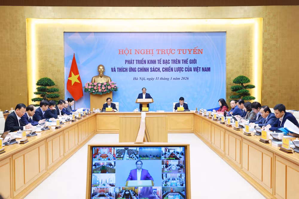 potal-thu-tuong-pham-minh-chinh-chu-tri-hoi-nghi-ve-kinh-te-bac-8632875.jpg