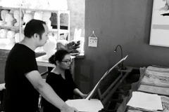 Presentan en Hanoi obra inspirada en teatro popular vietnamita