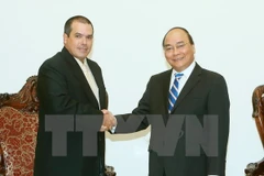 Premier de Vietnam aboga por una mayor cooperación entre VNA y Prensa Latina