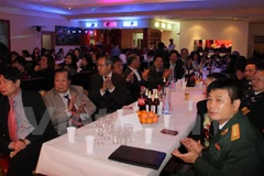 Vietnamitas en Alemania celebran liberación del sur y reunificación del país