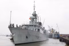 Buque naval de Canadá arriba Ciudad Ho Chi Minh