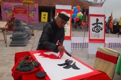 En Hanoi acto de comienzo de escritura en Año Nuevo Lunar