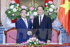 Vietnam estimula a empresas japonesas a aumentar inversiones en el país