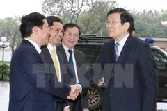 Presidente de Vietnam urge a Nghe An a fomentar competitividad