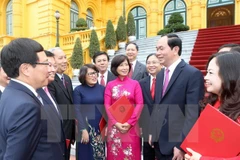 Presidente de Vietnam urge a desplegar activamente tareas diplomáticas