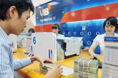 Revisan resultados del cumplimiento de plan socioeconómico en Vietnam