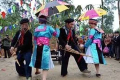 Fiesta cultural de etnia minoritaria Mong atrae a visitantes