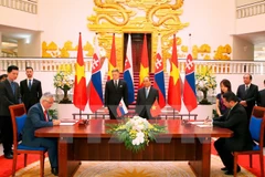 Vietnam es socio de amistad tradicional de Eslovaquia, dijo premier eslovaco