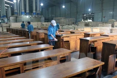 Inyectan 30 millones de dólares en empresa vietnamita de muebles