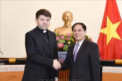Promueven relaciones entre Vietnam y la Santa Sede