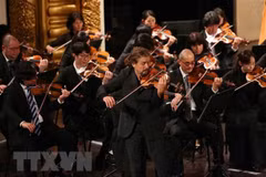 Presidente de Vietnam asiste a velada música en ocasión del 45 aniversario de nexos con Japón