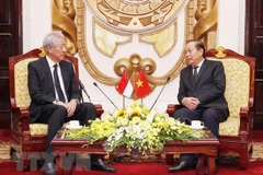Vicepremier vietnamita recibe a su homólogo singapurense 