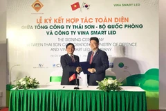  Grupos vietnamita y sudcoreano cooperan en producción de lámparas LED inteligentes