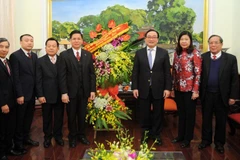 https://cmses.vietnamplus.vn/Uploaded/sxtt/2018_02_10/Hanoi_Party_Committee.jpg