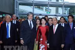 Premier de Vietnam visita Universidad de Tecnología de Auckland 