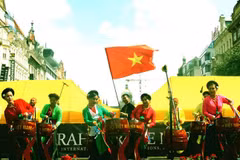 Cultura vietnamita impresiona en el Festival Internacional de Arte y Cultura de Praga