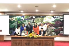 Fondo Kuwaití asiste a localidades necesitadas de Vietnam