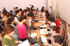 Anuncian índice de costo para el cumplimiento de trámites administrativos en Vietnam