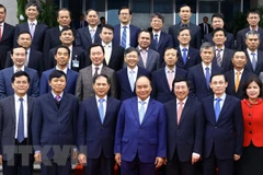  Premier vietnamita insta a la diplomacia nacional a un mayor esfuerzo por impulsar la economía 