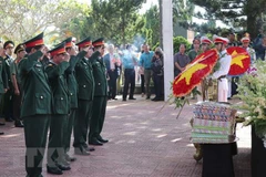 Celebran acto de entierro de restos de mártires vietnamitas en provincias de Gia Lai y Ha Giang