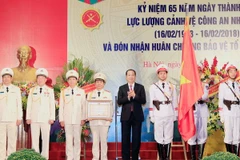 Destaca presidente de Vietnam función de la Guardia de la Policía Popular