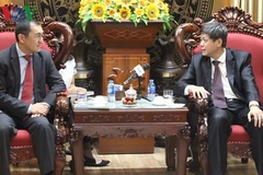 Vietnam y Kazajistán fortalecen cooperación en periodismo