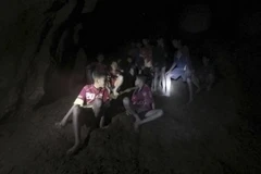 Líderes mundiales elogian milagroso rescate de equipo de fútbol infantil de Tailandia 