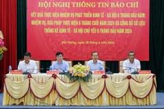 En la conferencia de prensa. (Foto: congthuong.vn)