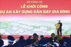 El primer ministro de Vietnam, Pham Minh Chính, asiste a la ceremonia del inicio de la construcción del aeropuerto Gia Bình. (Foto: VNA)