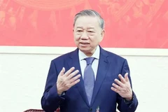 El secretario general del Partido Comunista de Vietnam, To Lam, habla en la reunión. (Foto: VNA)