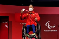 Deportista vietnamita gana oro en halterofilia de ASEAN Para Games
