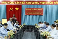 Comercio, servicios y turismo deben ser sectores económicos de punta de Ben Tre, insta presidente de Vietnam