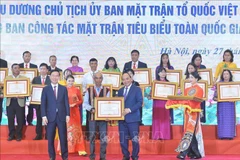 Presidente de Vietnam aprecia aportes de personas destacadas en movilización de masas