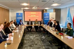Delegación de Vietnam ante la ONU se reúne con estudiantes de la Academia Militar de EE. UU.