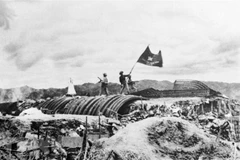 Victoria histórica de Dien Bien Phu, jalón dorado del lineamiento de la resistencia integral