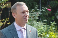 Embajador británico se muestra impresionado con compromiso de Vietnam en COP26