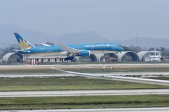 Reabrirán la segunda pista del aeropuerto de Noi Bai a partir del 23 de abril