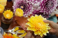 Confección de flores de seda en Hanoi