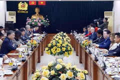 Vietnam y EE. UU. intensifican cooperación económica y de defensa 