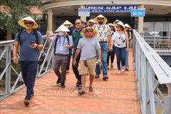 Provincia vietnamita recibe a delegación india según modelo de turismo de reuniones