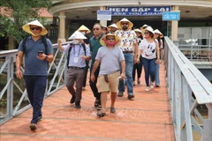Provincia vietnamita recibe a delegación india según modelo de turismo de reuniones