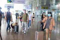 Instan en Vietnam a facilitar regreso de ciudadanos residentes en exterior en ocasión del Tet